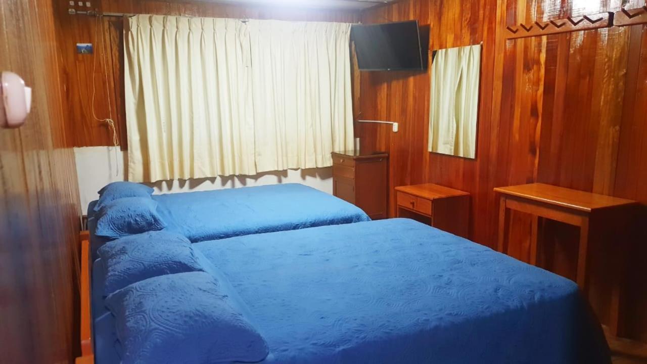 Hospedaje Olguita 옥사팜파 외부 사진